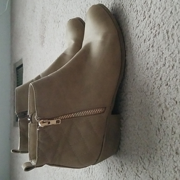 Just Fab Women's Ankle Booties - Picture 3 of 11